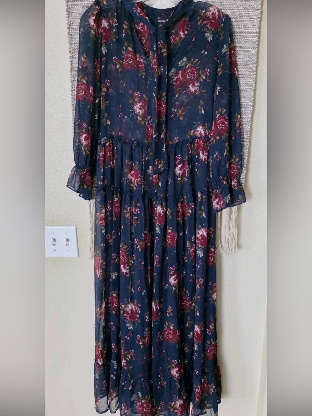Forever 21 Navy Floral Maxi Dress Tiered Boho Cottagecore Size S No Under Slip